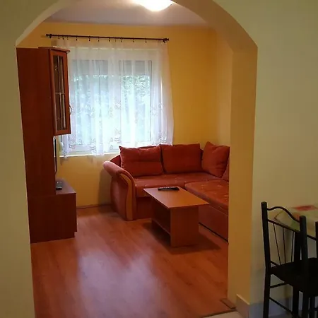 Διαμέρισμα Gabor Apartman *
